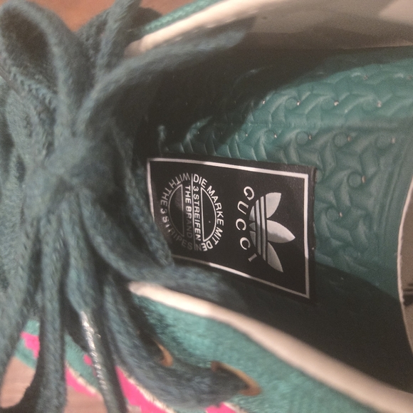 Pre owned.  No box .Adidas x Gucci Gazelle Green Sneakers. Size 9 MAN - Picture 10 of 10